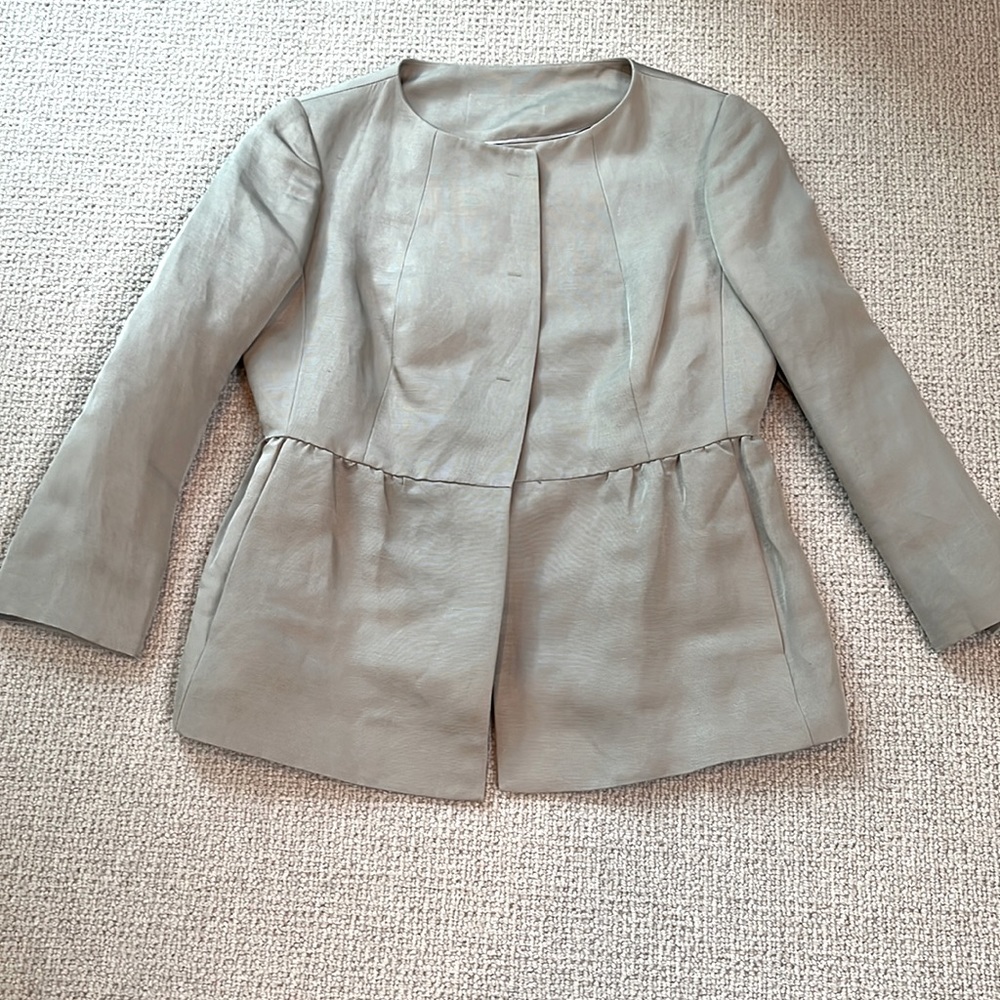 BANANA REPUBLIC peplum jacket